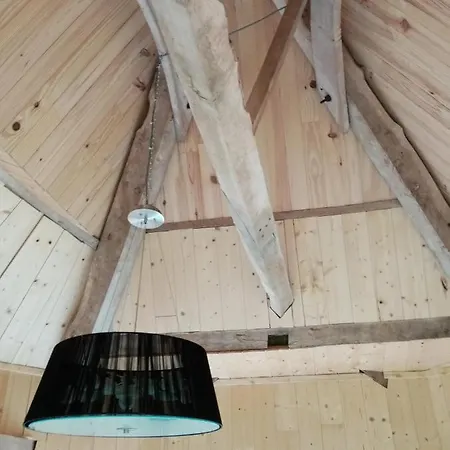 Apartmán La Tour De Atypique Possibilite Table D'hotes Sur Reservation Ver (Manche)