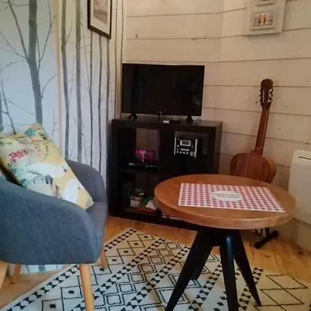 La Tour De Atypique Possibilite Table D'hotes Sur Reservation Apartmán *