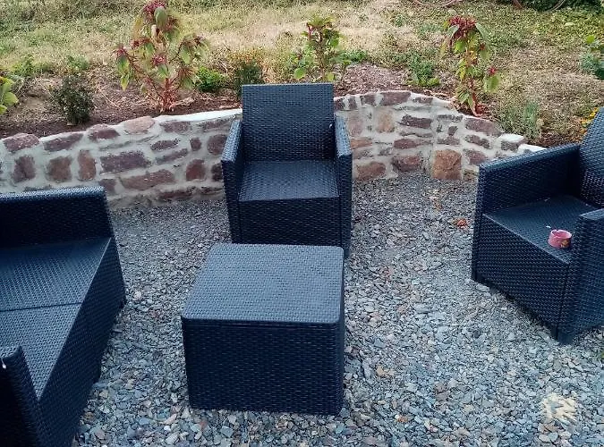 La Tour De Atypique Possibilite Table D'hotes Sur Reservation 아파트